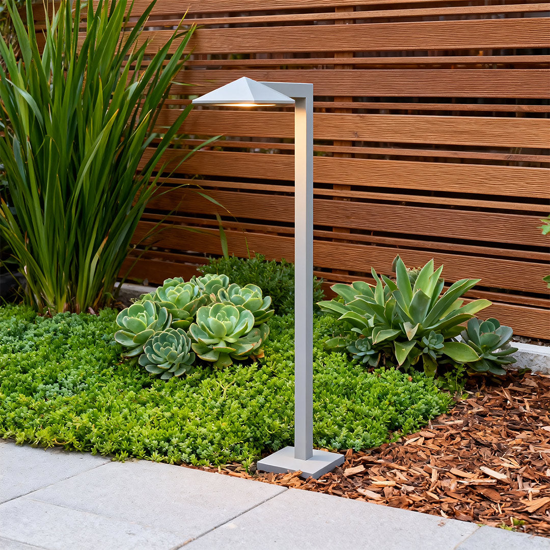 Modern Waterproof Plug-in Pathway Lights - Minimalist Outdoor Lighting Solution
