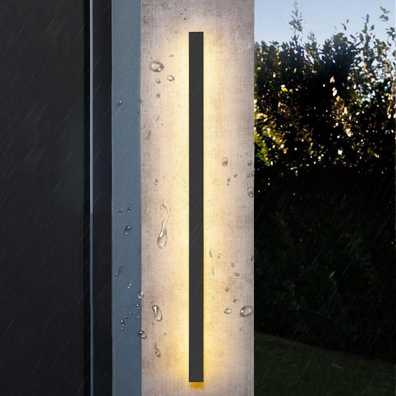 Outdoor Linear LED Wall Light - Black Integrated Design for Modern Lighting