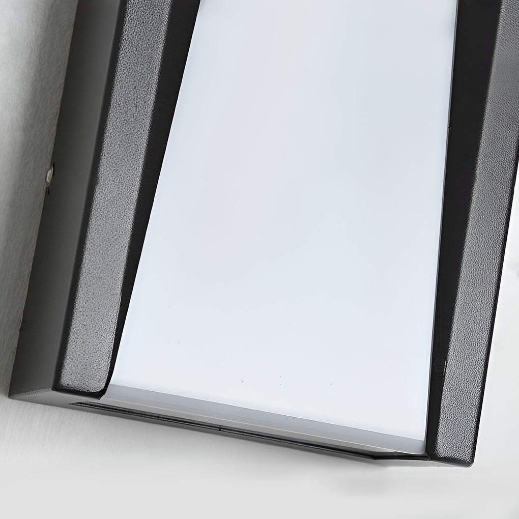 Modern Rectangular LED Outdoor Wall Light - Stylish Exterior Lighting