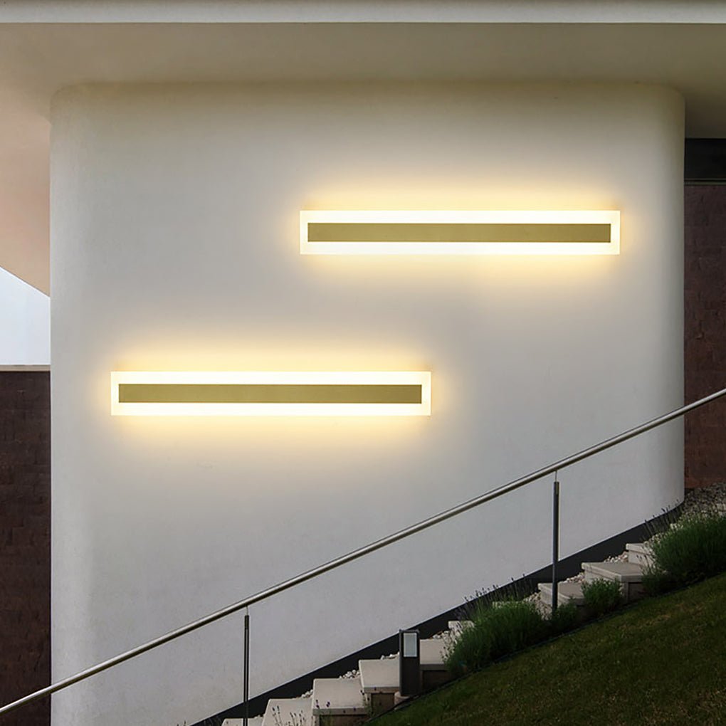 Gold Outdoor Wall Light - Minimalist Linear LED Design