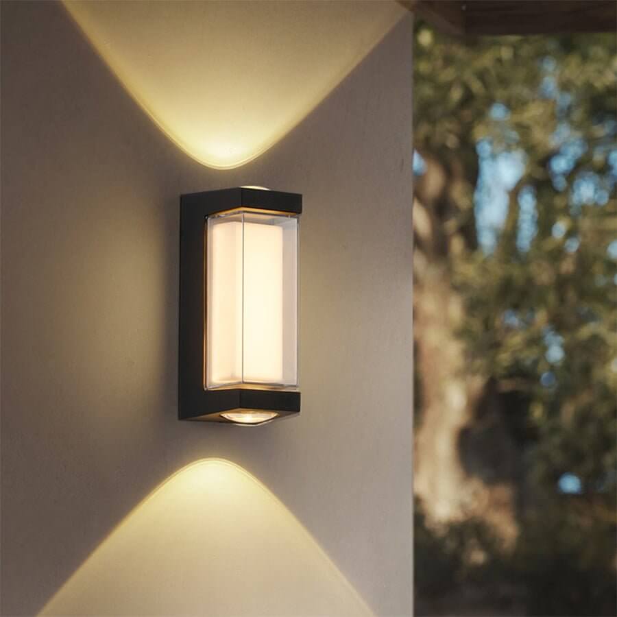 Sleek Dual-Directional Outdoor Wall Light - Modern Arc & Rectangle Design