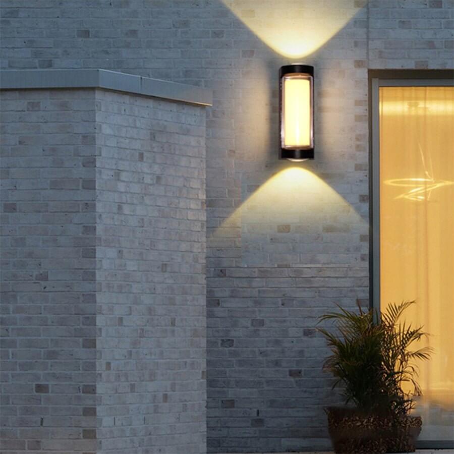 Sleek Dual-Directional Outdoor Wall Light - Modern Arc & Rectangle Design