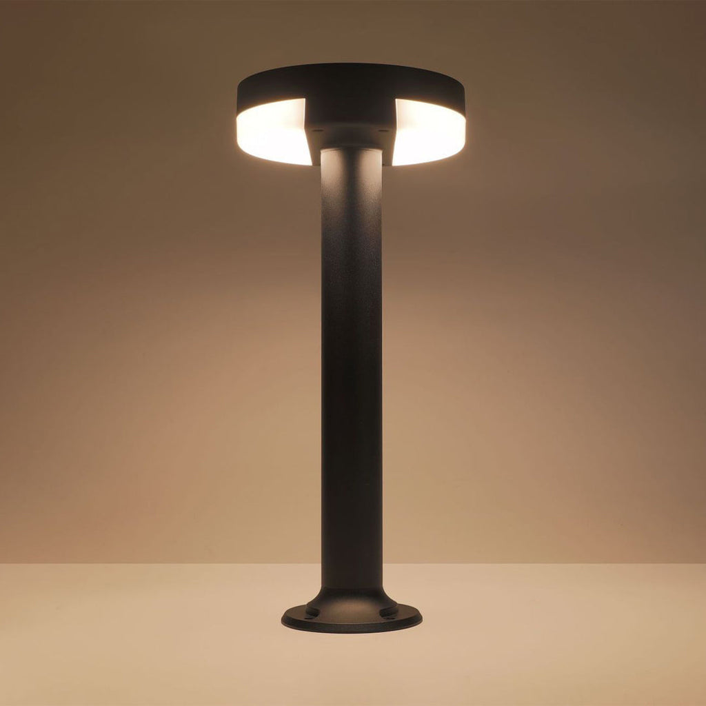 Modern Outdoor Waterproof Metal Pathway Light - Durable, Stylish, Solar Landscape Lighting for Gardens and Walkways