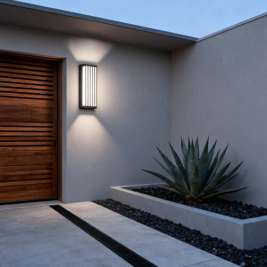 Wall-Mounted Waterproof Black Linear Outdoor Light