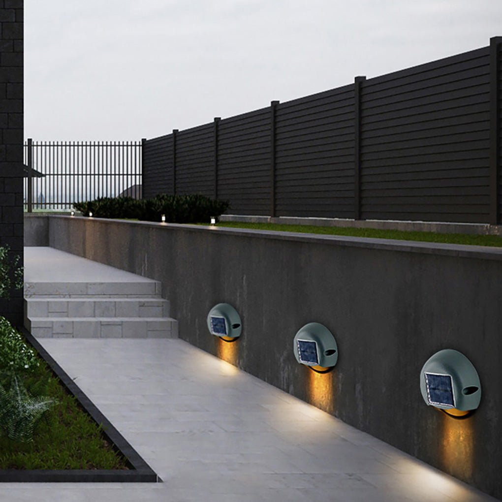 Round Waterproof Solar LED Deck Light for Outdoors