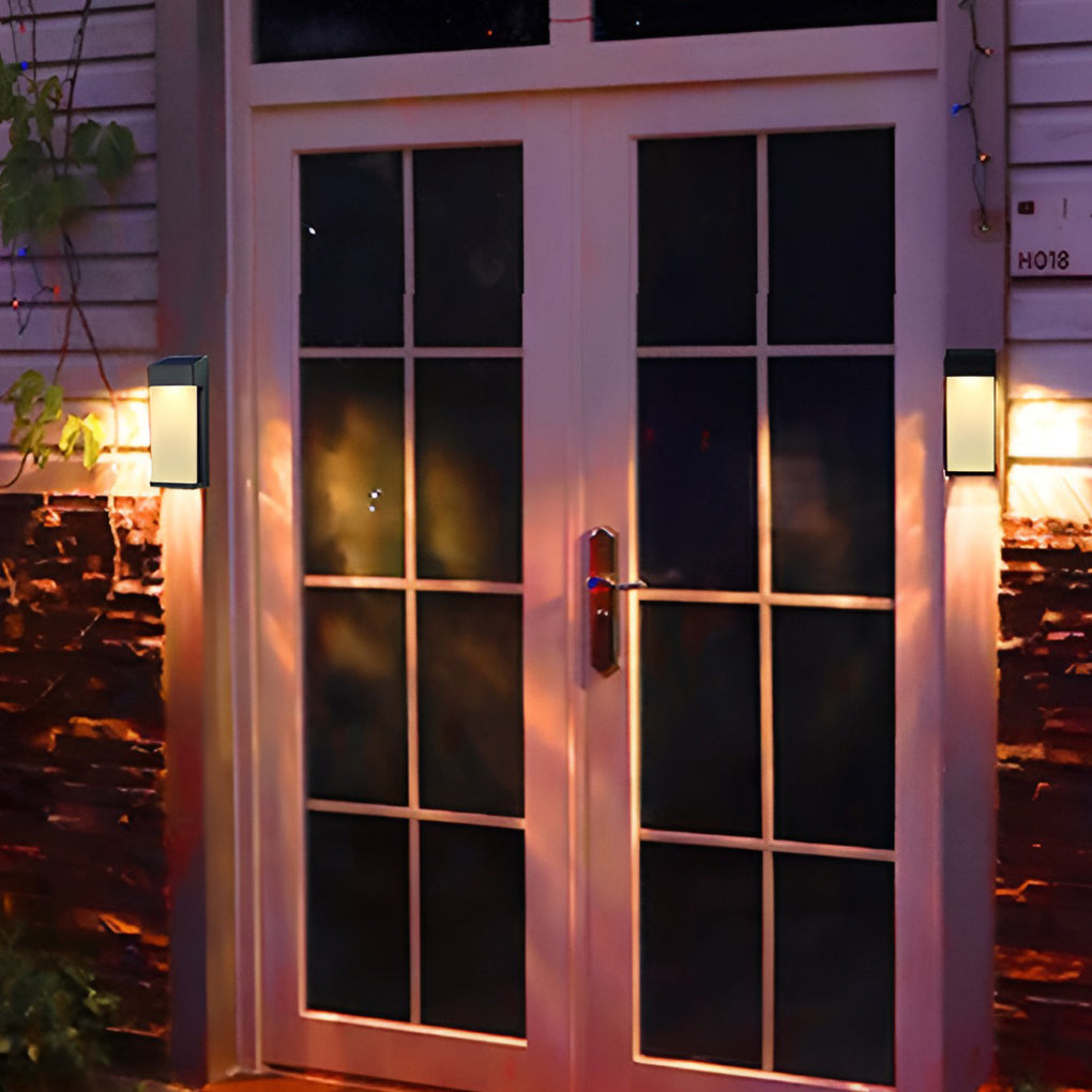 Solar Powered Outdoor Sconce LED Waterproof Metal Lamp