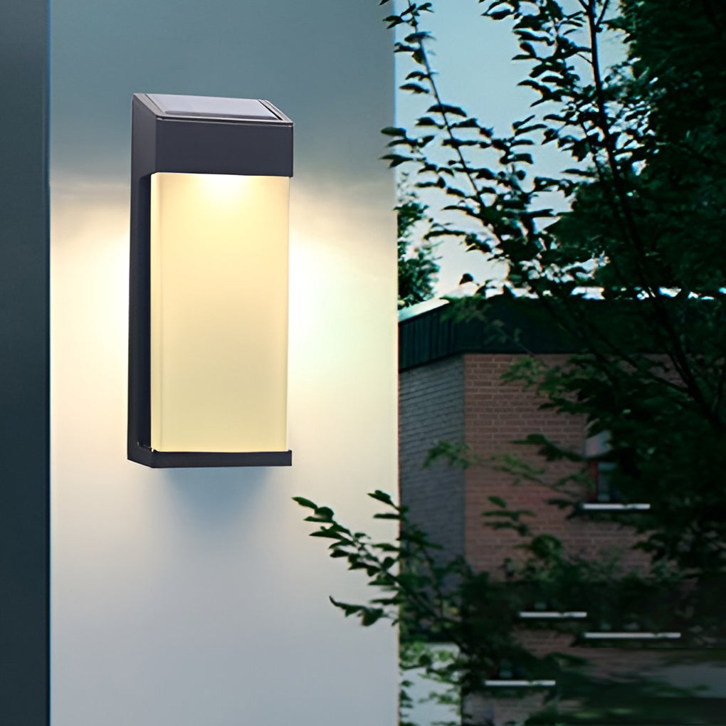 Solar Powered Outdoor Sconce LED Waterproof Metal Lamp