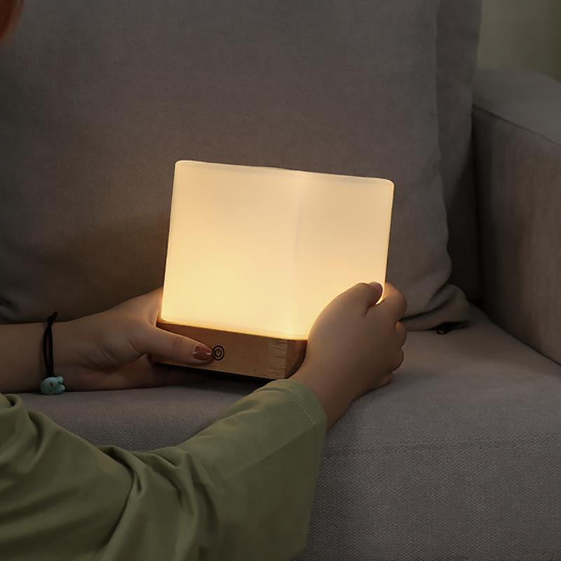 Square Wood Mini Cube LED Ambient Table Lamp - Modern Home Lighting, Stylish Night Light, Decorative Desk Lamp, Energy-Efficient Design.