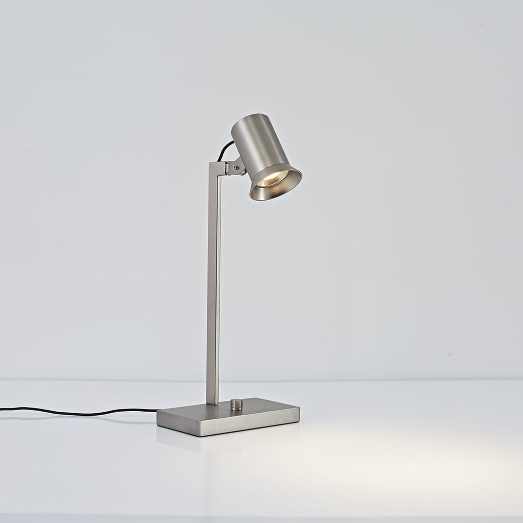 Italian-Style Metal Swing Arm Desk Lamp - Long Mechanical Design