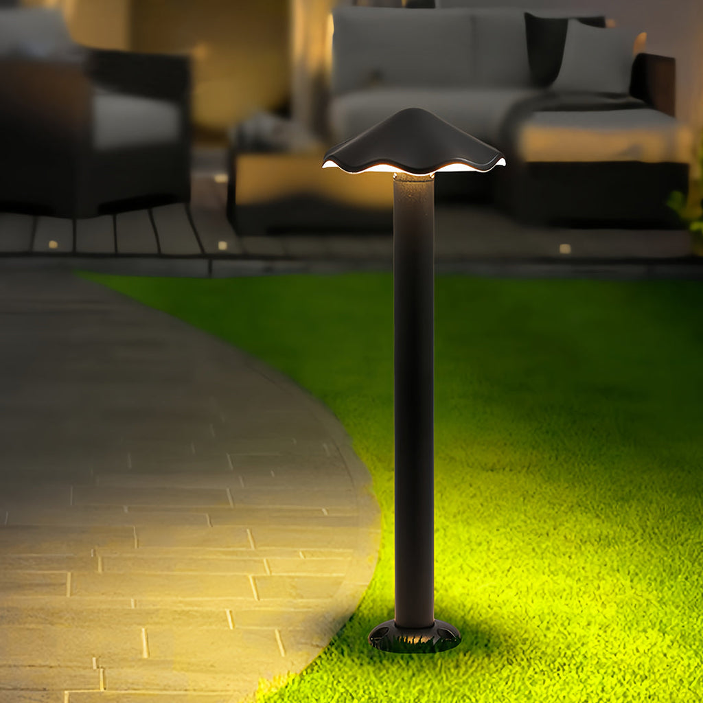 Metal Pathway Lights - Industrial Umbrella Shape Lawn Lighting