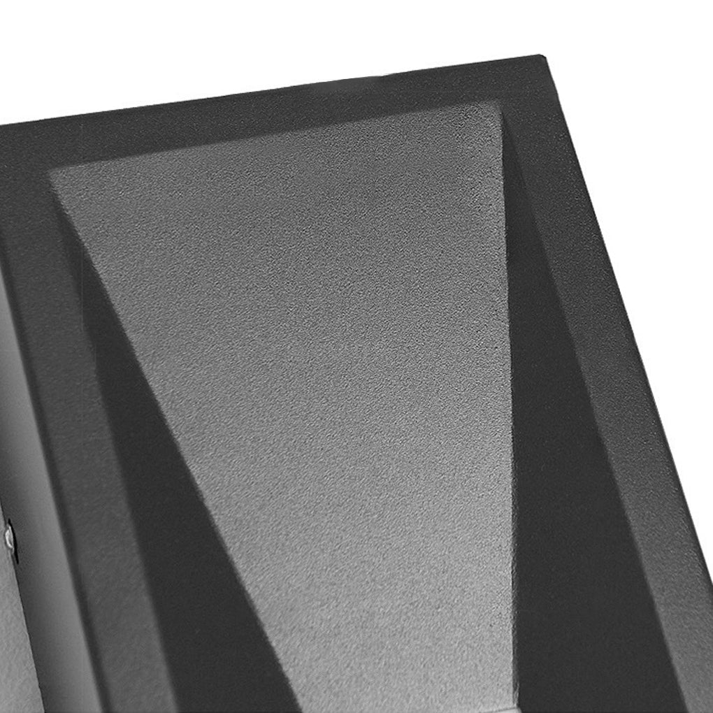 Modern Rectangular LED Outdoor Wall Light - Stylish Exterior Lighting
