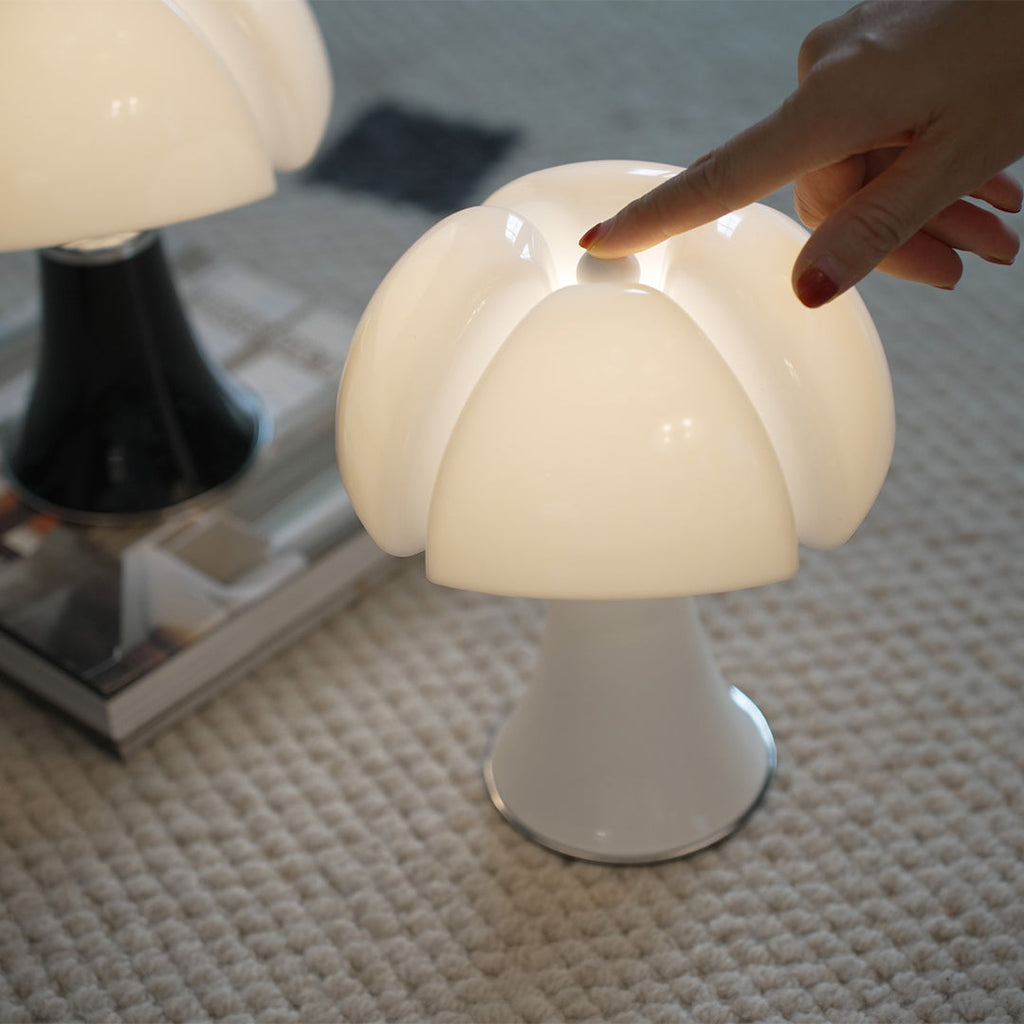 Bauhaus Style Iron Table Lamp - Italian Design Touch for Modern Interiors

This sleek Bauhaus-inspired table lamp showcases a fusion of functional design and Italian elegance. Crafted from durable iron, it features clean lines and a minimalist silhouette,