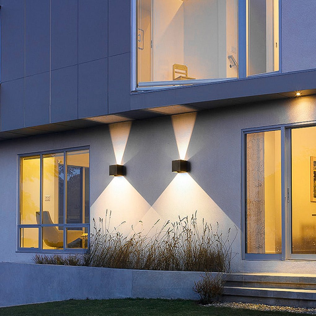 Outdoor Waterproof Adjustable Beam Up Down Wall Light