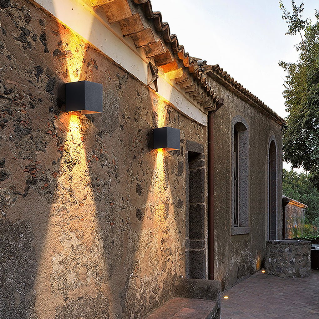 Outdoor Waterproof Adjustable Beam Angle Wall Light