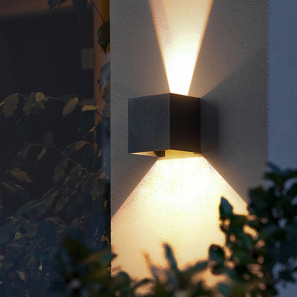 Outdoor Waterproof Adjustable Beam Up Down Wall Light