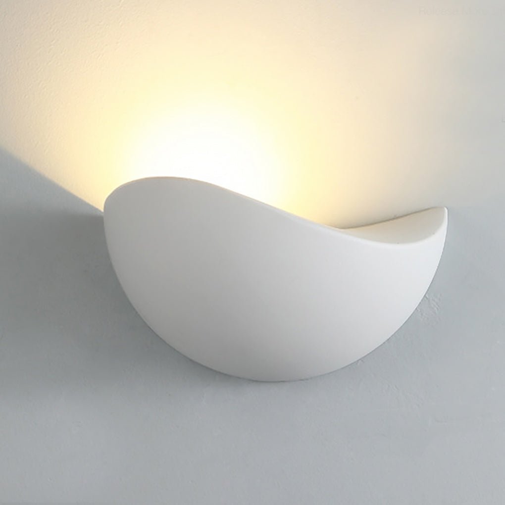 **Minimalist LED Aisle Staircase Wall Sconces - Unique Outdoor Lighting**

Illuminate your outdoor spaces with our unique minimalist LED wall sconces designed for staircases and aisles. These sleek, modern lights not only enhance safety but also add a tou