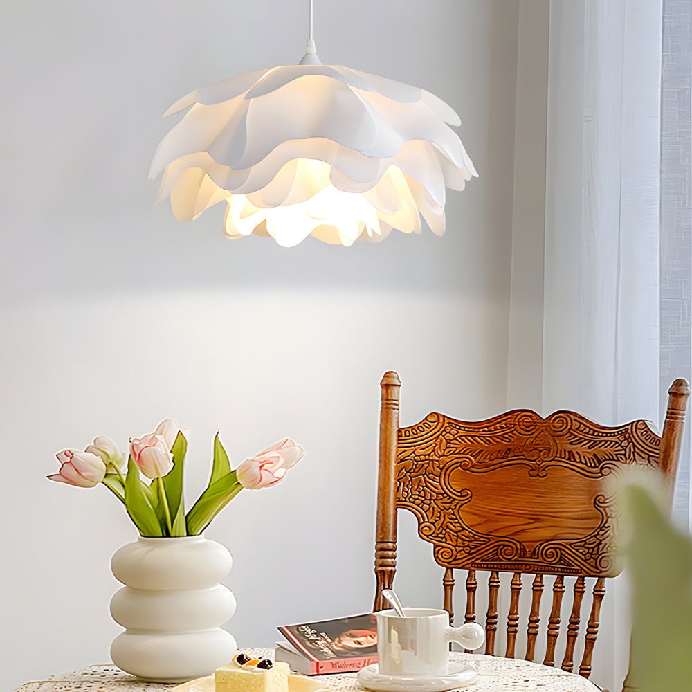 Versatile Acrylic Flower Pendant Lamp with Dimming and Adjustable Cord