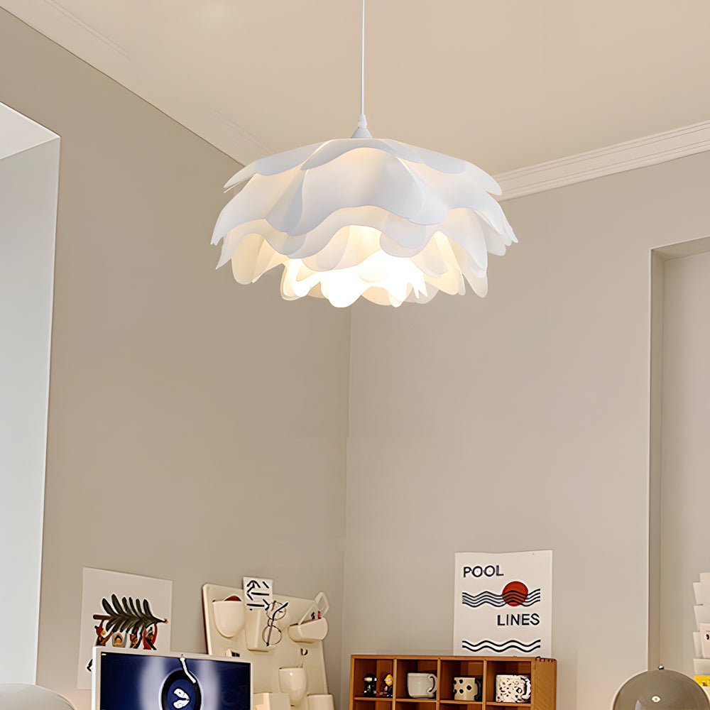 Versatile Acrylic Flower Pendant Lamp with Dimming and Adjustable Cord