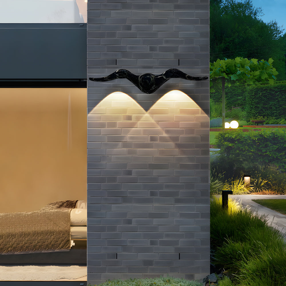 Seagull-Shaped Waterproof Outdoor LED Wall Light - Decorative Marine Style Light Fixture